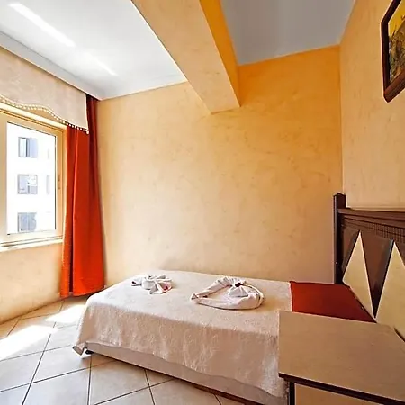 Selen Hotell 2*