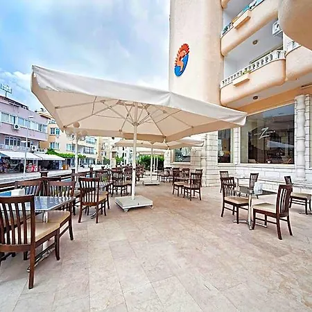 Selen Marmaris