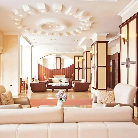 Selen Hotel 2*